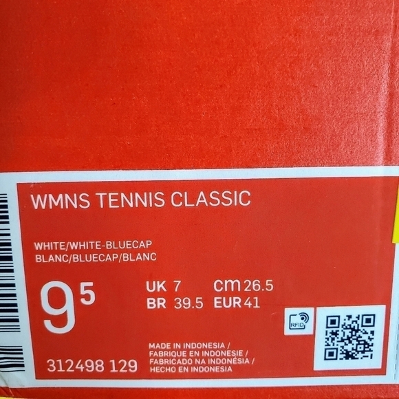 New Nike Wmns Tennis Classic - Picture 11 of 11